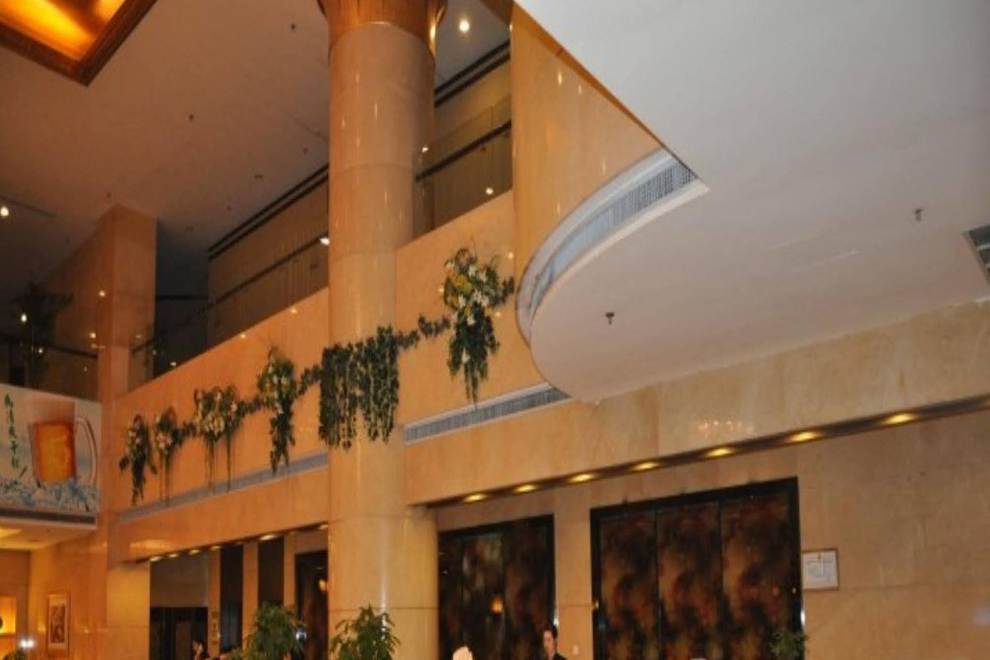 فندق فندق ليني بلو هورايزون إنترناشونال المظهر الخارجي الصورة