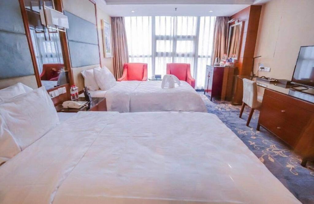 فندق ليني بلو هورايزون إنترناشونال المظهر الخارجي الصورة